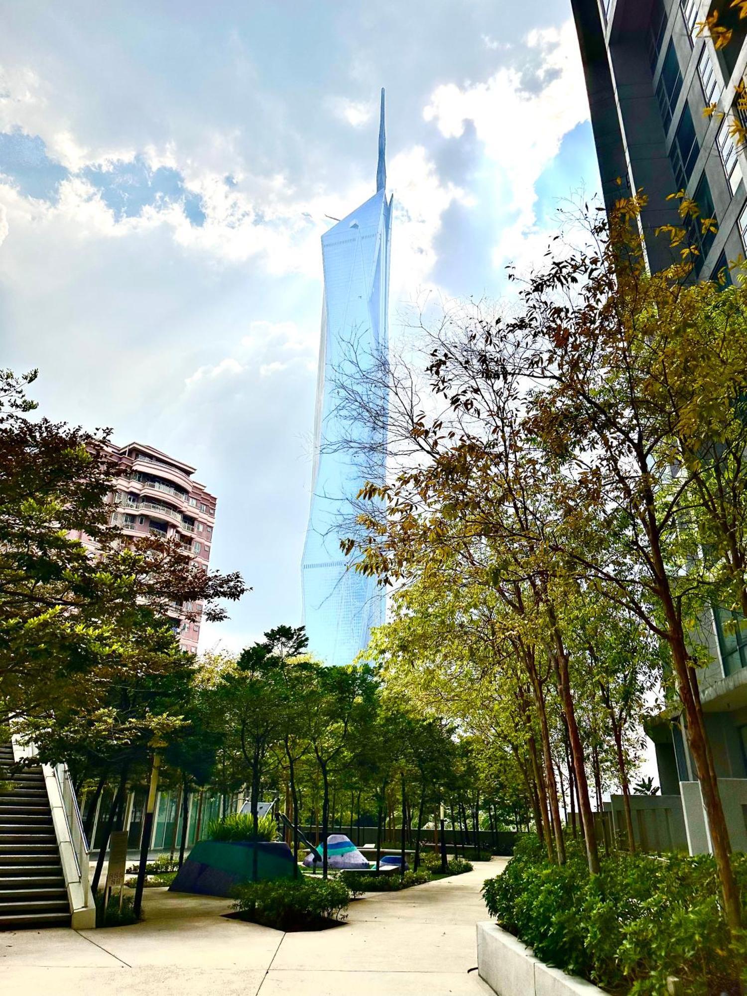 Weekly Promotion,The Robertson 2B At Bukit Bintang With Netflix Apartment Куала Лумпур Екстериор снимка