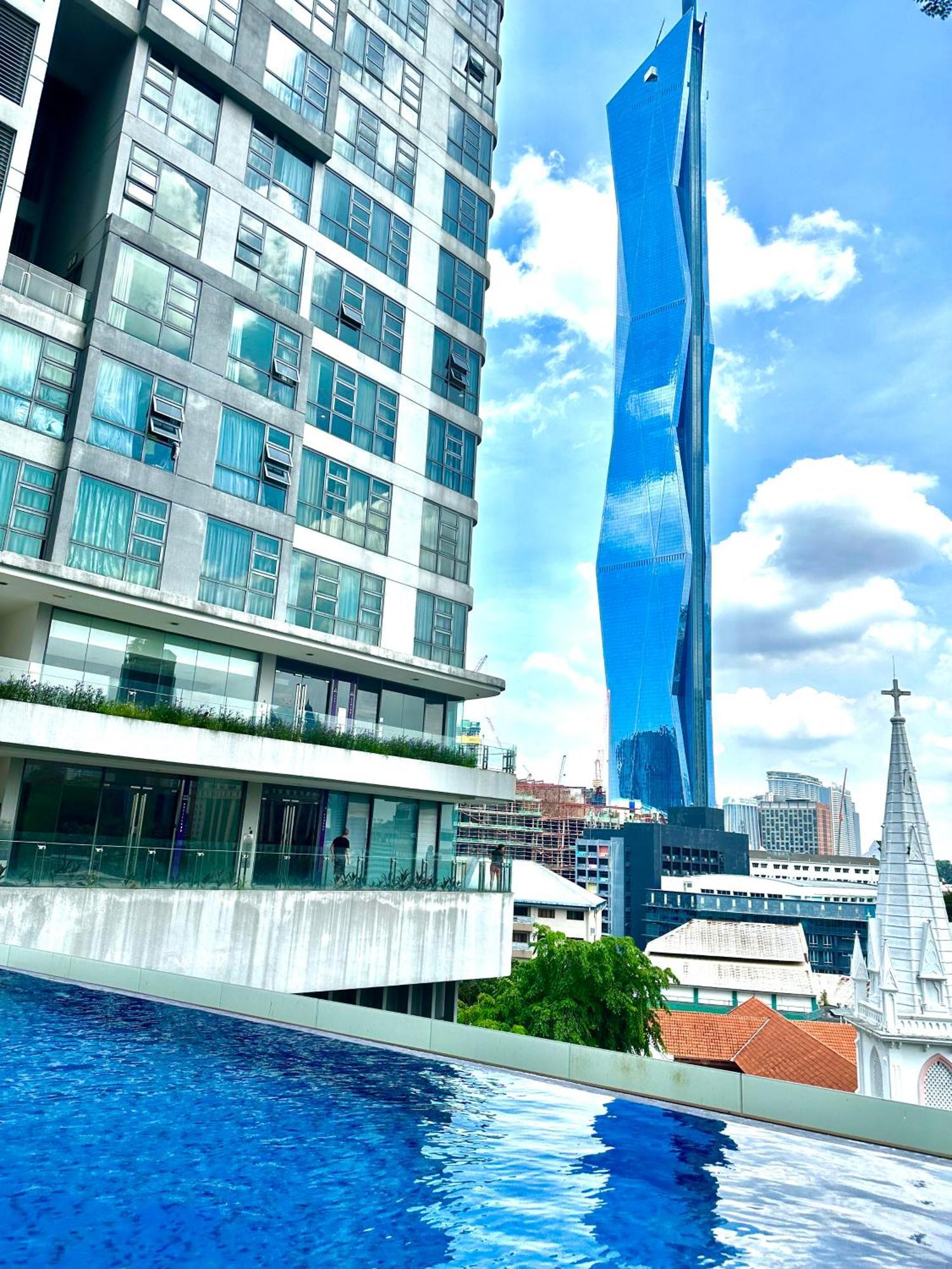 Weekly Promotion,The Robertson 2B At Bukit Bintang With Netflix Apartment Куала Лумпур Екстериор снимка